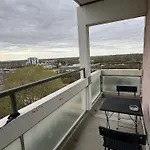Monteurs Ueber Den Daechern Der Stadt * Ludwigshafen am Rhein