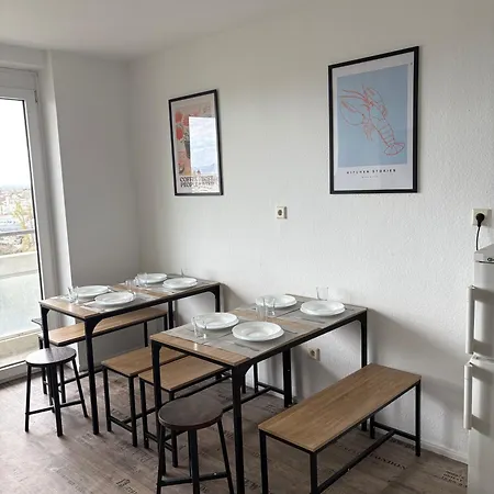 Monteurs über Den Dächern Der Stadt