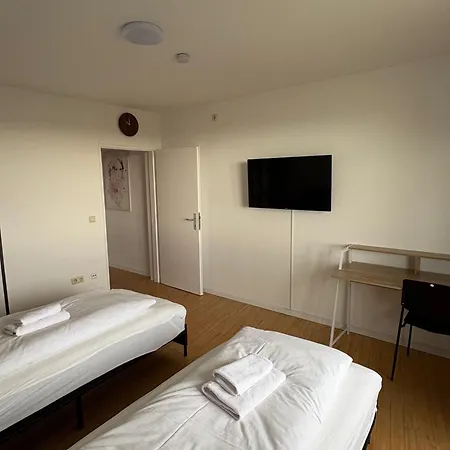 Monteurs Ueber Den Daechern Der Stadt Appartement Ludwigshafen am Rhein