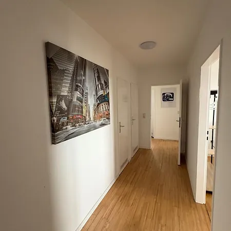 Monteurs Ueber Den Daechern Der Stadt * Ludwigshafen
