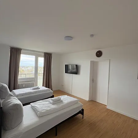 Apartment Monteurswohnung Ueber Den Daechern Der Stadt *