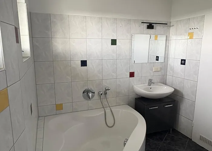 Apartment Monteurs über Den Dächern Der Stadt