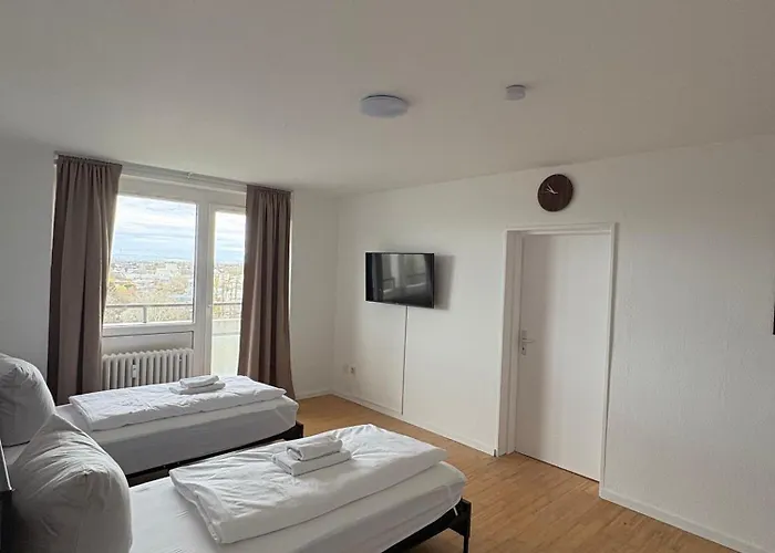 Apartment Monteurs über Den Dächern Der Stadt *